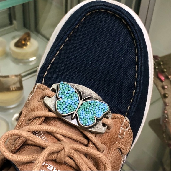 Butterfly 🦋 Shoelace Accessory (Shoes Not Included) - Picture 6 of 8